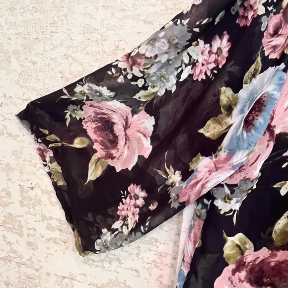 Sheer Floral Kimono Robe Sz M Made in USA Beach Cover-Up - Picture 6 of 15